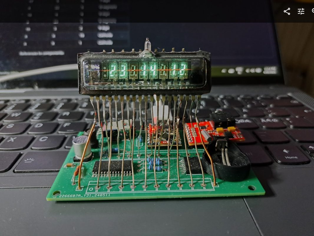 IV28 Clock