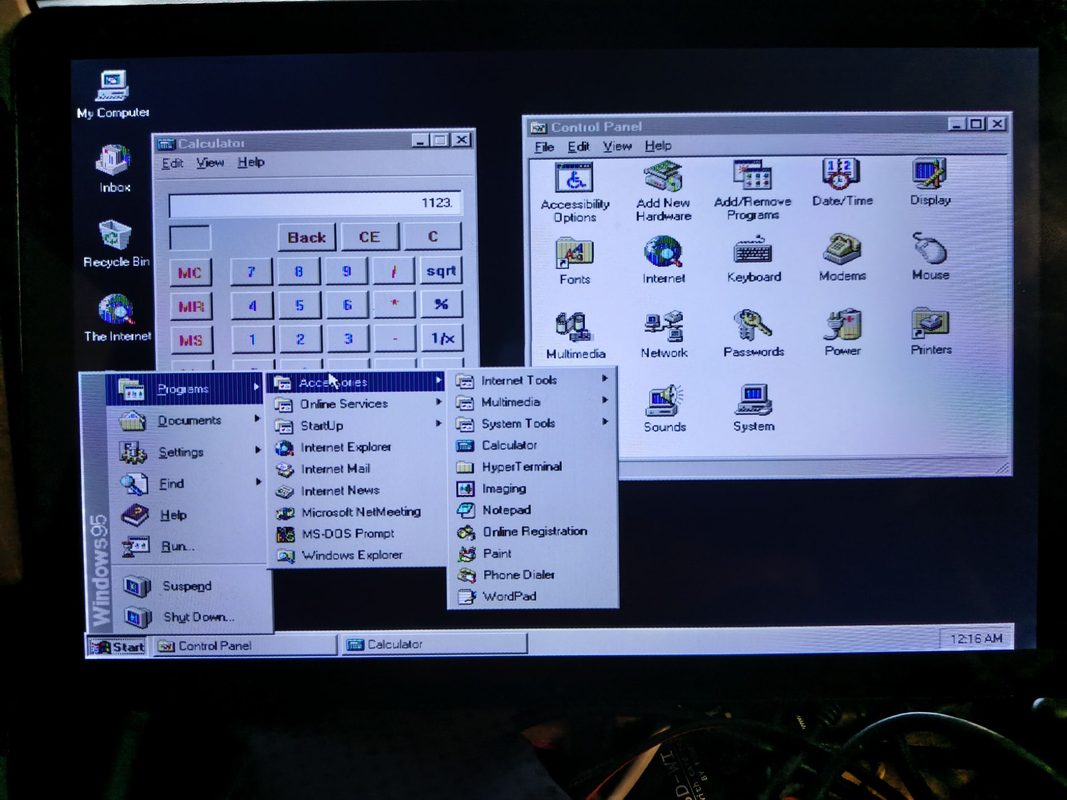 Windows 95 on ESP32-P4